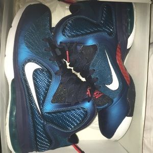 Men’s Lebron 9 “Swingman” 2011 REAL WITH BOX